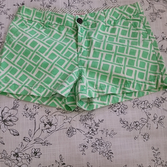 Merona shorts new w out tags size 2 - Picture 2 of 4